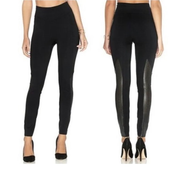 • SPANX • Women’s Perforated Panel Leggings In Very Black  Small - Picture 2 of 4